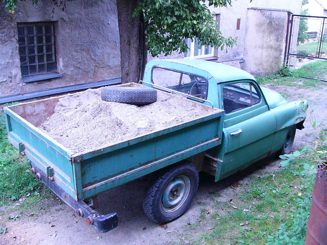 slopka naložená z boku.JPG